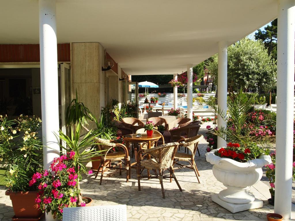 Hotel Ridolfi Milano Marittima Esterno foto