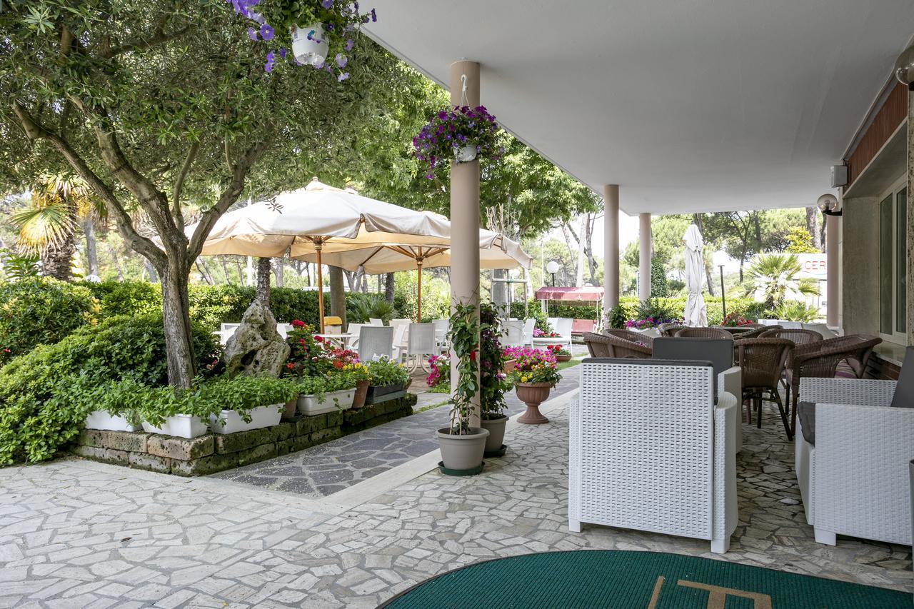 Hotel Ridolfi Milano Marittima Esterno foto