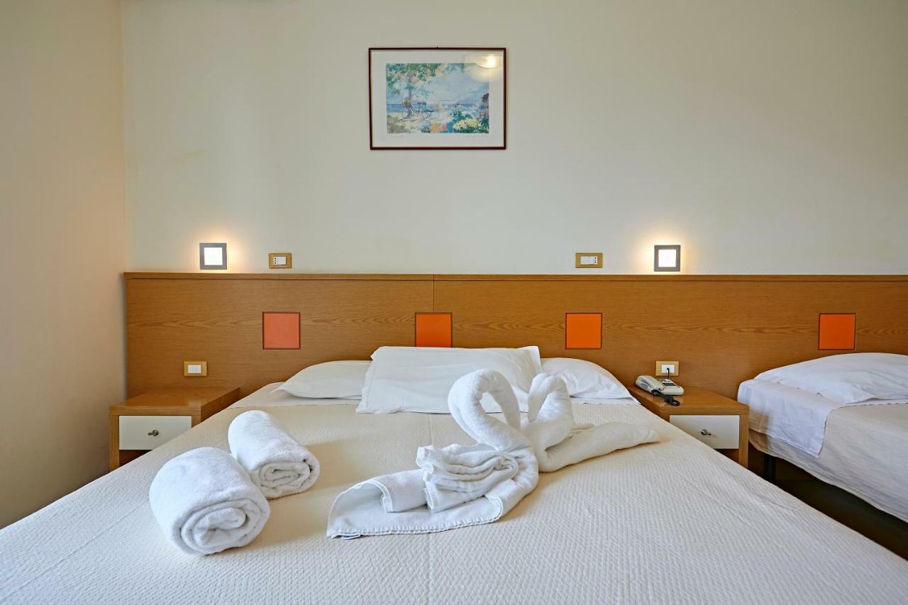 Hotel Ridolfi Milano Marittima Esterno foto