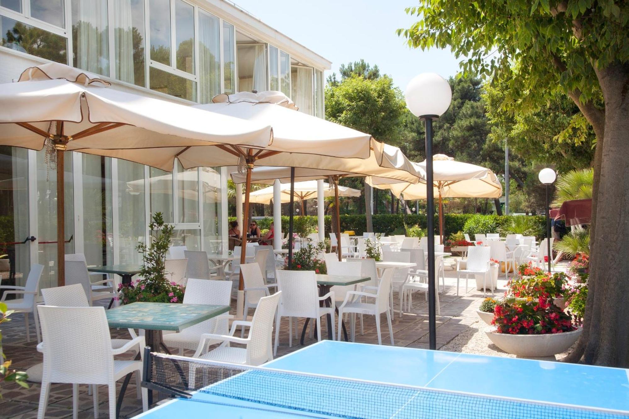 Hotel Ridolfi Milano Marittima Esterno foto